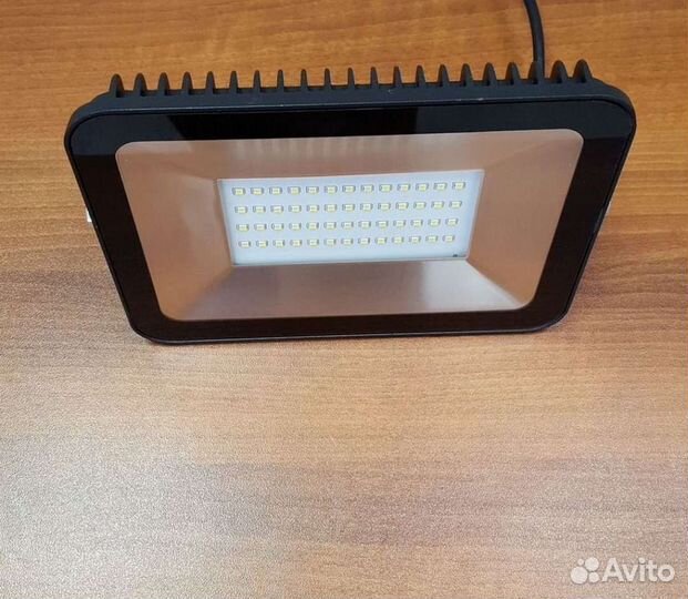 Светодиодные прожекторы уличные 20-300Вт