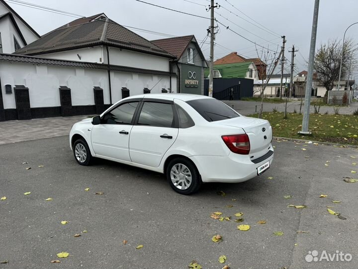 LADA Granta 1.6 AT, 2014, 220 000 км