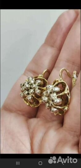 Золотые серьги 750пр. С бриллиантами. 8гр