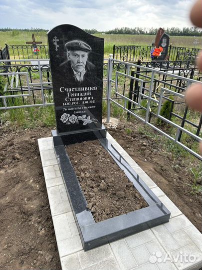 Памятники из гранита/мрамора