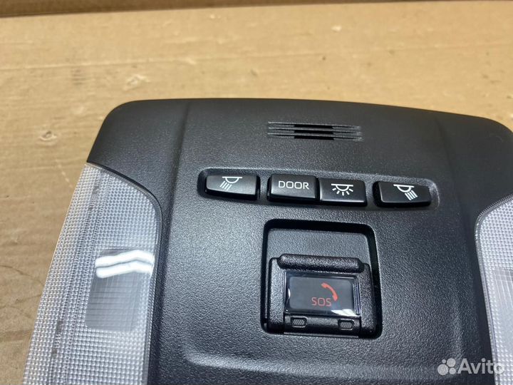 Передний потолочный плафон Corolla E210