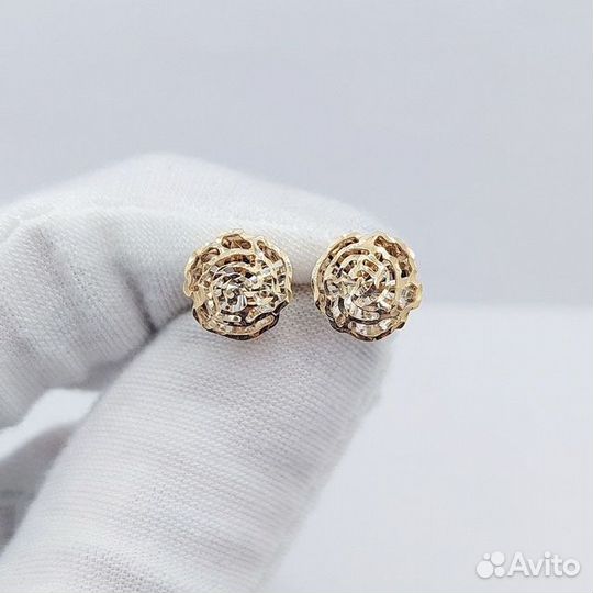 Золотые серьги