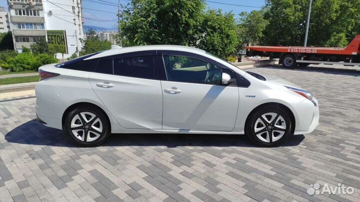 Toyota Prius 1.8 AT, 2016, 90 000 км