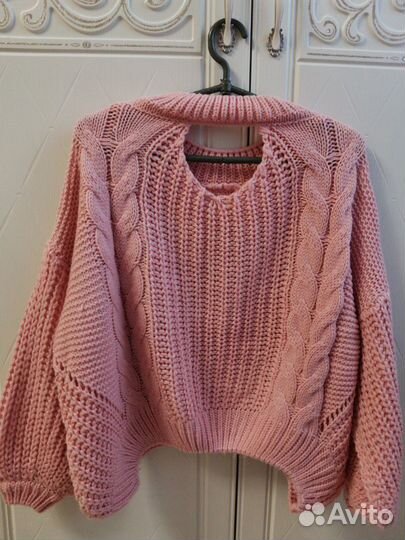 Женский свитер