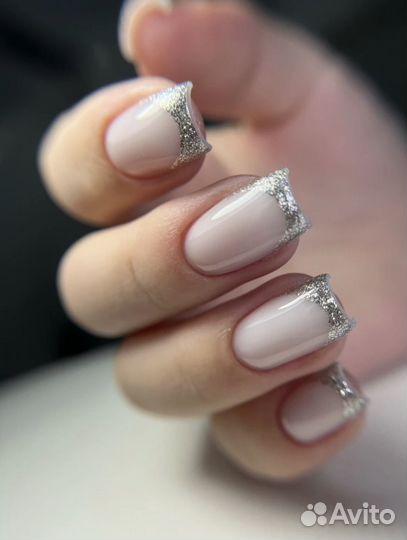 Маникюр,педикюр