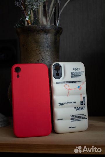Чехлы на iPhone XR