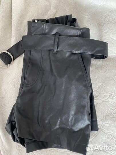 Шорты кожаные