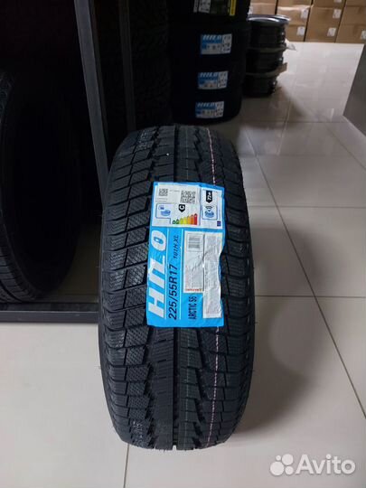 Hilo Arctic S-9 225/55 R17
