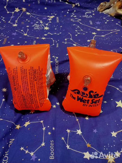 Круг для плавания, ласты, мяч