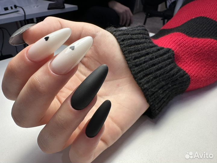 Мастер маникюра и педикюра