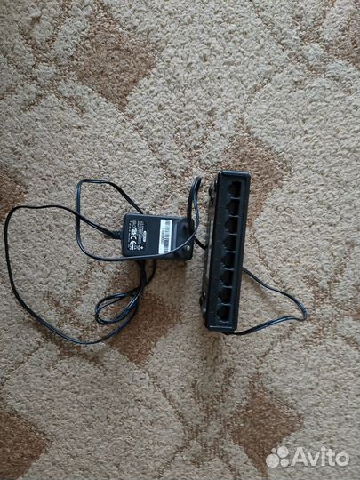 Маршрутизатор D link des-1008A