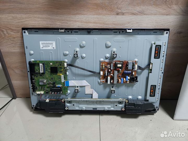 Телевизор Samsung LE32C450E1W (По запчастям)