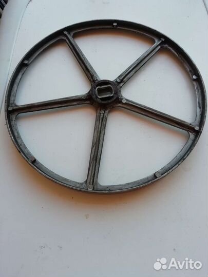 Шкив для стиральной машины Indesit wisl 82