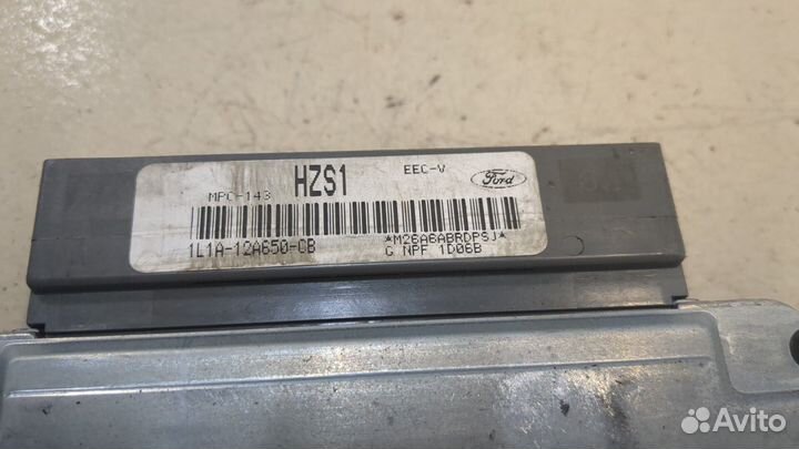 Блок управления двигателем Ford Expedition, 2001