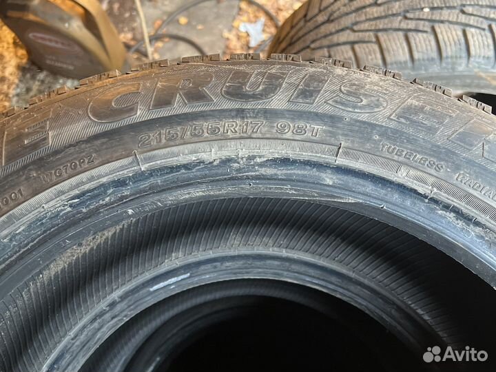Bridgestone Ice Cruiser 7000 215/55 R17 98T
