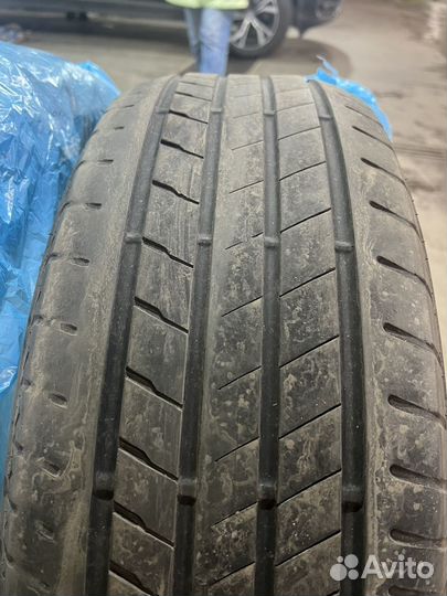 Bridgestone Alenza 001 225/60 R18 104W