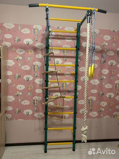Детская шведская стенка