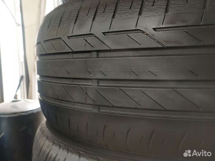 Bridgestone Turanza T001 225/40 R19