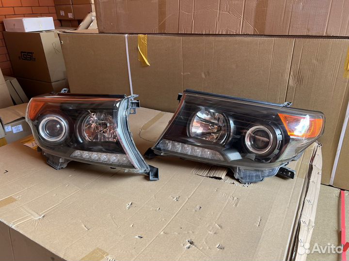 Фары Toyota land cruiser 200