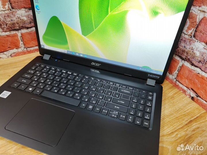 Ноутбук Acer процессор Core i3-10 12gb SSD240