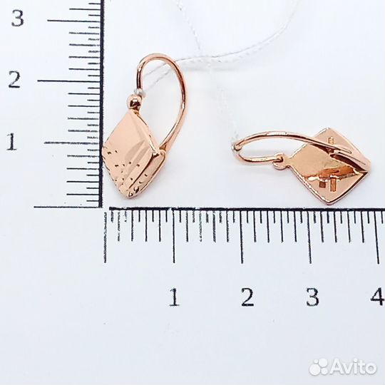 Золотые серьги