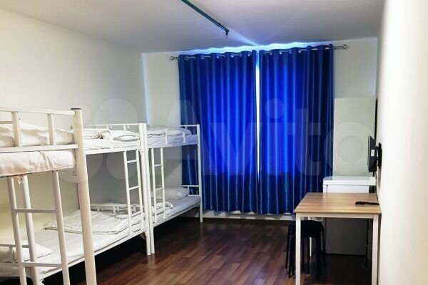 Комната 20 м², 1/4 эт.