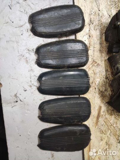 Нигрипсы Накладки бака Урал