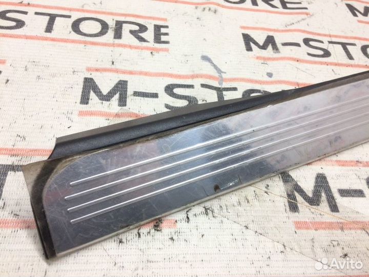 Накладка на порог салона задняя левая
