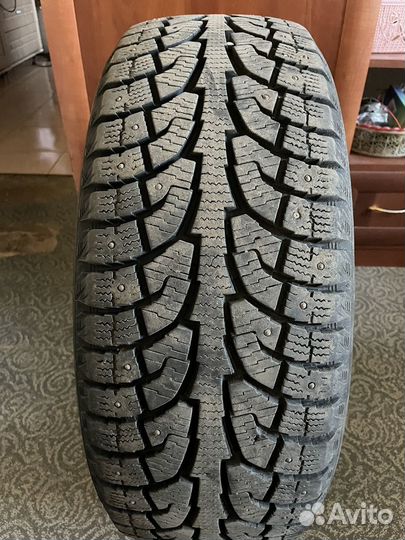 Hankook TH10 215/55 R18