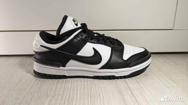 Кроссовки Nike Dunk Low Twist Women's Shoes