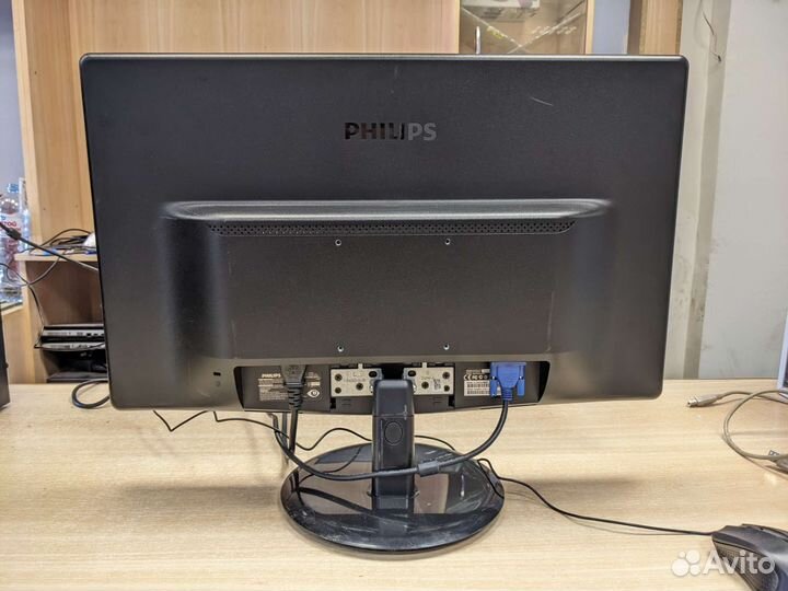 Монитор Philips 23
