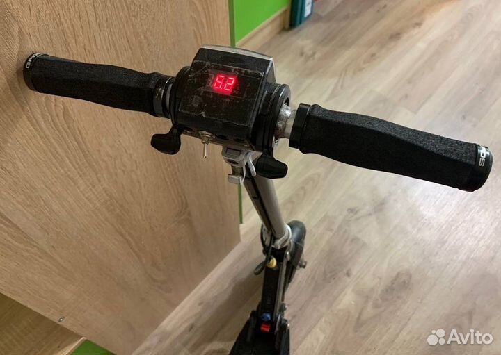 Электросамокат e-twow