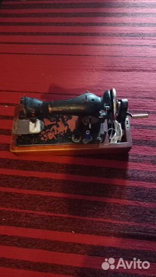 Швейная машинка