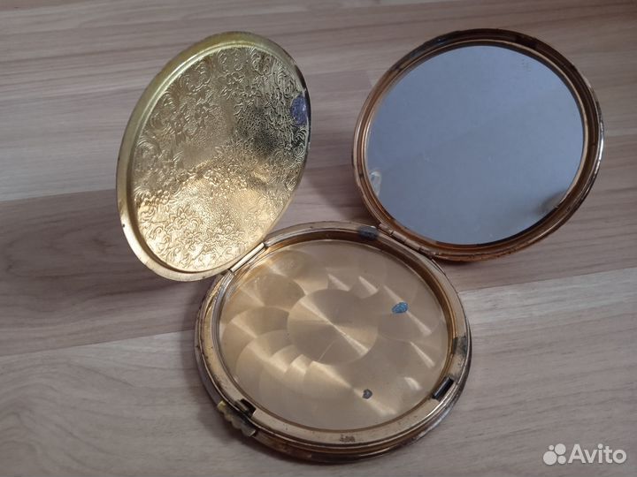 Пудреница СССР