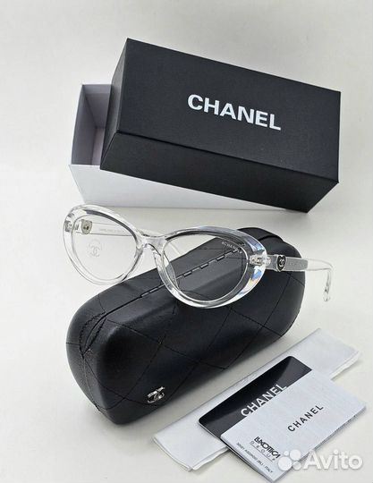 Солнцезащитные очки chanel