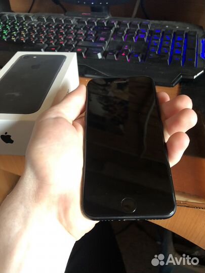 iPhone 7 на 32 гб