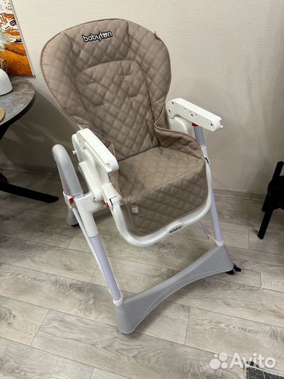 Стул для кормления