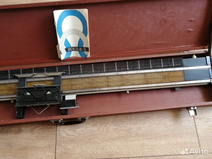 Вязальная машина Нева-1