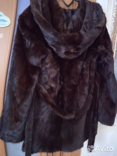 Шуба норковаяс с капюшоном, поясом 46-48 Италия