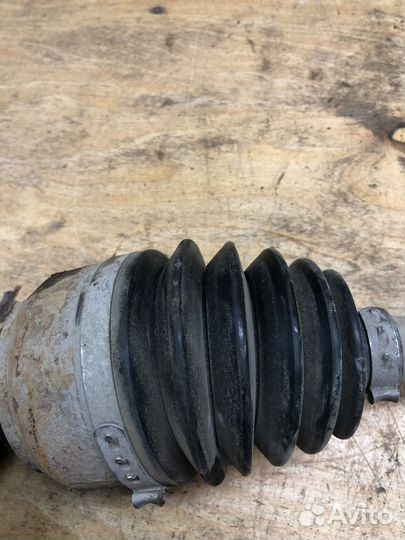 Привод передний правый Mitsubishi RVR