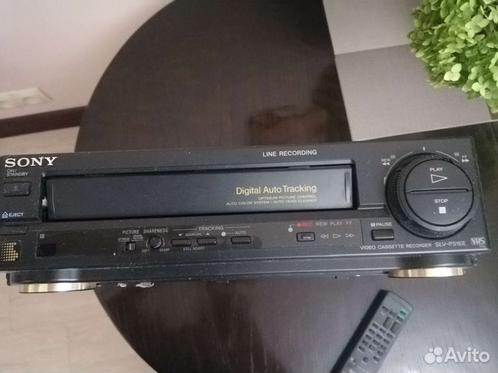 Видеомагнитофон