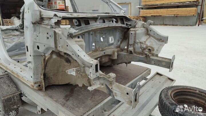 Лонжерон передний правый Hyundai ix35