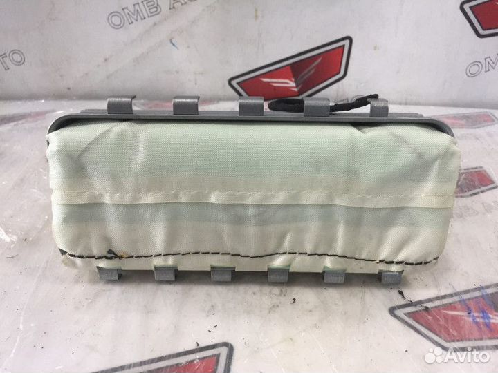 Подушка безопасности в торпедо Шкода Фабия 2