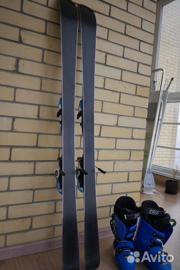 Горнолыжные ботинки детские+лыжи р.24,5