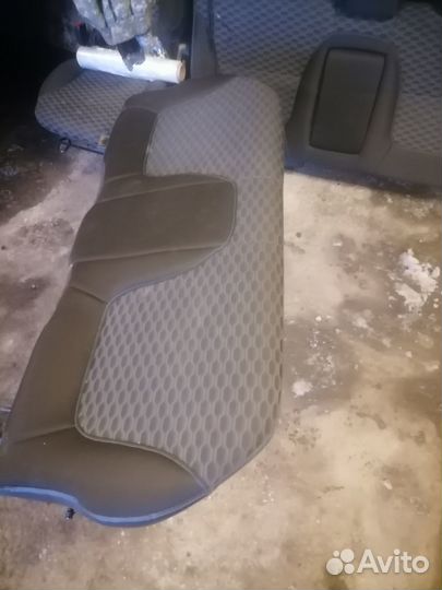 Сиденья митсубиси л 200 2007 г