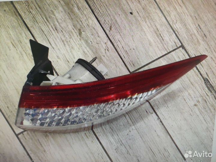 Фонарь задний правый форд мондео 4 универсал