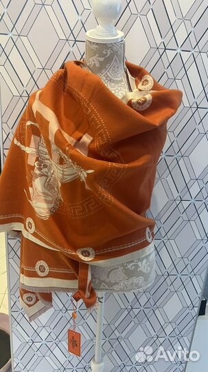 Шарфы и палантины Hermes
