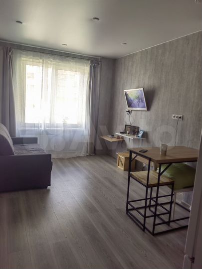 2-к. квартира, 70 м², 1/9 эт.