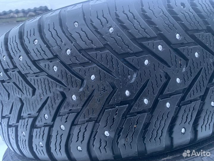 Nokian Tyres Hakkapeliitta 8 SUV 235/55 R17