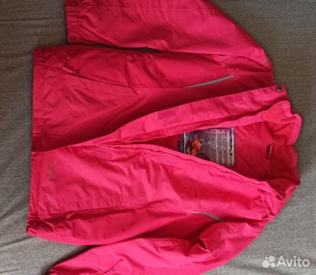 Куртка женская спортивная